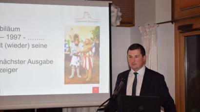 Bild: bnr
Mit sichtlichem Stolz präsentierte Bürgermeister Martin Schwandner die Erfolge der vergangenen Jahre. Die Bürger waren mit seiner Arbeit zufrieden.