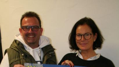 Bild: fpoz
Vereinsreferent Jürgen Ranft und Bürgermeisterin Friederike Sonnemann informieren beim Treffen der Vereine über das Programm des Waldershofer Weihnachtsmarkts.