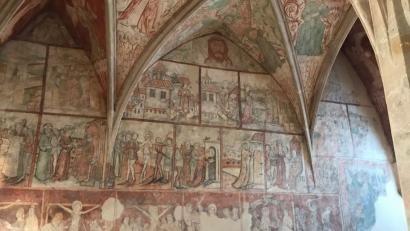 Bild: Rainer Christoph
Die Geschichte der Heiligen erzählen die behutsam renovierten Fresken der gotischen Barbara-Kapelle des Franziskaner-Klosters, die heute im Diözesanmuseum in Pilsen zu sehen sind.