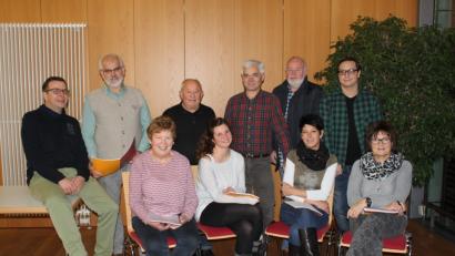 Bild: prh
Die Laienschauspieler des Störnsteiner Schlossbergtheaters stehen in den Startlöchern für die neue Saison. Den Schwank "Wellness für Ku(h)wait" von Toni Lauerer werden sie insgesamt 12 Mal im Wurzer Gemeindesaal aufführen.