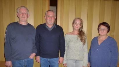 Bild: bk
Die Zeichen stehen auf Erneuerung. Das neue OWV-Führungsquartett bilden (von links) Vorsitzender Gerd Heese, Stellvertreter Ludwig Biller, Schatzmeisterin Christina Höchtl und Schriftführerin Christa Ganz.