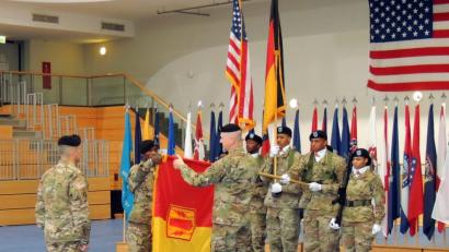 Bild: mor
Die Fahne der Einheit ist wieder entrollt.