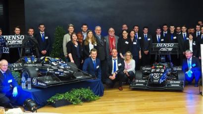 Bild: Bühner
Beim Sponsoren-Abend feiert das „Running Snail Racing Team“ der OTH mit seinen Unterstützern eine äußerst erfolgreiche Saison 2018.