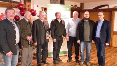 Bild: Schmola, Werner
Josef Stangl (Dritter von rechts) und Christian Weiß (Vierter von rechts) sind die neuen Sprecher der ARGE-Jagdgenossenschaften im Bayerischen Bauernverband.