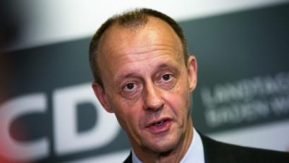 Bild: Christoph Schmidt/dpa
Friedrich Merz wirbt für Steuererleichterung bei der Vermögensbildung mit Aktien.