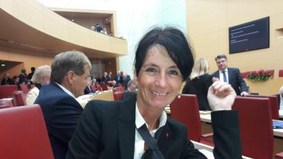 Bild: privat
Bild: Kerstin Radler auf ihrem Platz im Bayerischen Landtag.