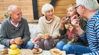 Bild: seventyfour – stock.adobe.com
Laden Sie Menschen, die Sie mögen, doch einfach mal wieder zu sich nach Hause ein.