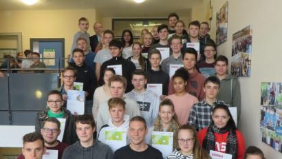 Bild: lg
Beim Internationalen Chemie-Wettbewerb sowie bei der Biologie- und Chemie-Olympiade und beim Jugendwettbewerb Informatik gab es zahlreiche Urkunden.