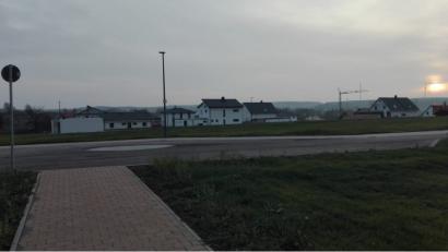 Bild: ak
Das Baugebiet Hopfengarten füllt sich zusehends. Gut die Hälfte der elf Bauanträge, die der Bauausschuss in seiner jüngsten Sitzung behandelt, beinhalten geplante Vorhaben in diesem Bereich.
