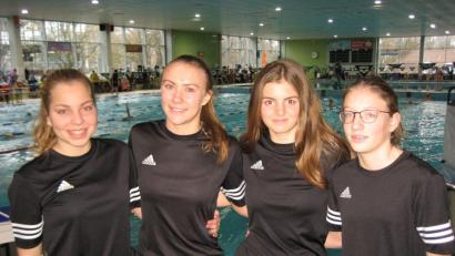 Bild: rbg
Nur der sechste Platz sprang beim Bayernfinale der Deutschen Jugend-Mannschaftsmeisterschaft für Lena Rath (von links), Viktoria Bogner, Kathrin Bachmeier und Annika Brech heraus.