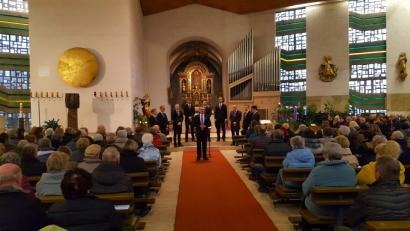 Bild: exb
Das Hubert-Velten-Ensemble gibt ein Vokalkonzert in der Gebenbacher Pfarrkirche.
