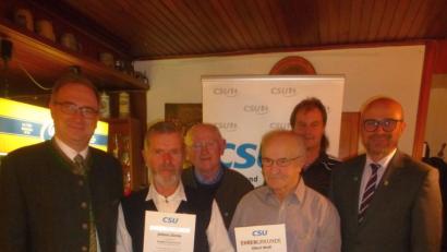 Bild: mad
Zahlreiche Mitglieder des Ortsverbandes wurden für ihre langjährige Treue zur CSU ausgezeichnet.