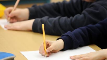 Bild: Bernd Wüstneck/dpa
Abschreiben sollte nicht sein – in der Schule nicht und im Journalismus nicht. Doch manche „Kollegen“ juckt das wenig. Sie kupfern einfach ab. Auch Oberpfalz-Medien war schon betroffen.