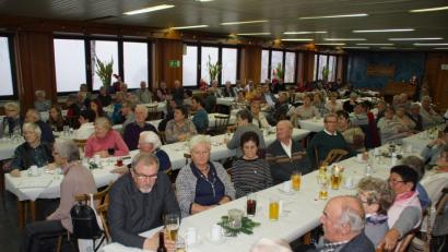 Bild: mmj
Ein gutes Echo fand bei den älteren Gemeindebürgern die Einladung zu diesem unterhaltsamen Nachmittag.