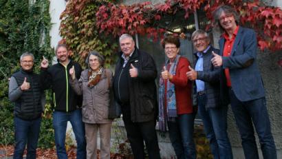 Bild: exb
Der Förderverein "Freunde der Glasschleif" mit (von links) Thomas Sticht, Werner Schlöger, Adelheid Neidhardt, Klaus Haussel, Elisabeth Hirsche, Max Wittmann und Axel Simon freut sich auf den Beginn der Sanierungsarbeiten.