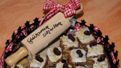 Bild: Regina Anzer
Mit Herz und Mandeln locken die Glühweinschnitten von Regina Anzer zum Nachmachen.