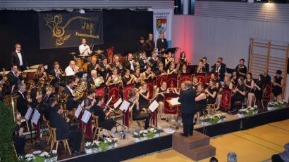 Bild: nib
Die JBK Fensterbach beendet das Jahr mit einem Jubiläumskonzert in der Schulturnhalle in Dürnsricht (Bild vom Herbstkonzert 2017).