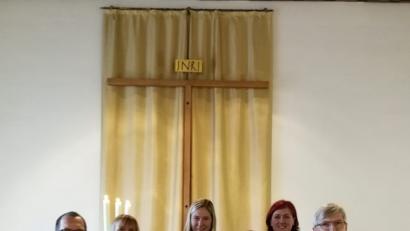 Bild: exb
Der Kirchenvorstand der evangelischen Gemeinde ist jetzt ins Amt eingeführt.