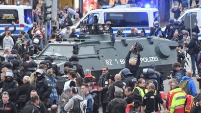 Bild: Boris Roessler/dpa
Demonstration in Chemnitz, Szene vom 1. September 2018.
