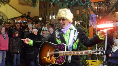 Bild: Kunz
Johnny Gold ist vom Weidener Christkindlmarkt nicht mehr wegzudenken.
