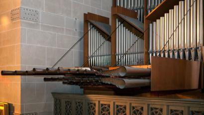 Bild: Daniela Hottner
Die 1968 erbaute Orgel in der Basilika St. Martin mit ihren imposanten Trompeten.