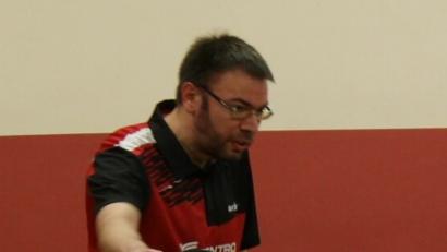 Bild: tob
Tobias Flierl von den Herren II war im Spiel gegen Wackersdorf nicht zu bezwingen. Mit zwei Einzelsiegen und einem Doppelerfolg steuerte er drei Punkte zum 9:2-Erfolg bei.