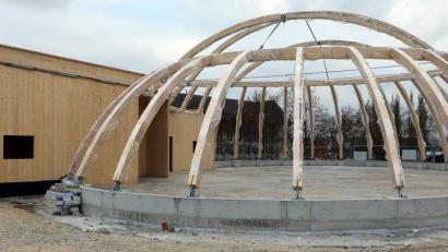 Bild: Wolfgang Steinbacher
Die neue Halle für die Ringer am Bergsteig nimmt Gestalt an.