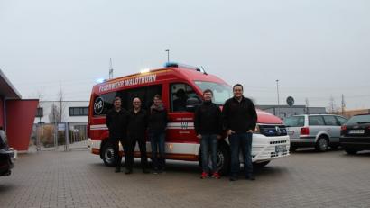 Bild: fla
Josef Pflaum senior, Kreisbrandmeister und zweiter Kommandant Alexander Kleber, zweite Vorsitzende Kerstin Wittmann, Jugendsprecher Valentin Reil und Gruppenführer Andreas Holfelner (von links) holten am Mittwoch das neue Mehrzweckfahrzeug in Forchheim ab.