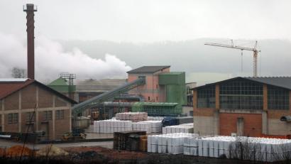 Bild: Wolfgang Steinbacher
Die Ziegelwerke in Schönlind (Vilseck): Die Firma Leipfinger-Bader will hier in den kommenden Monaten acht Millionen Euro in die weitere Modernisierung stecken.