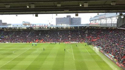 Bild: exb
Am Boxing Day (zweiter Weihnachtsfeiertag) geht es in Englands Stadien zur Sache.