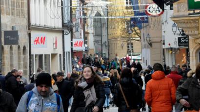 Bild: Stephan Huber
In der Amberger Georgenstraße war den ganzen Vormittag lang ganz schön was los.