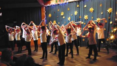 Bild: exb
Ein kurzweiliges Programm ist bei der Weihnachtsfeier der Grundschule Waldsassen geboten.