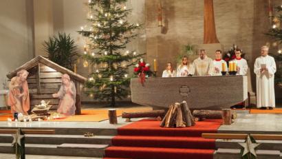 Bild: exb
Die Krippe rückte bei der Christmette in den Mittelpunkt.