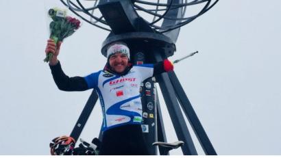 Bild: exb
Eines der letzten Bilder von Wolfgang Stöckl samst Ausrüstung. Wenig nach dieser Aufnahme am Kap gab der Weidener sein Gepäck zum Rücktransport auf.