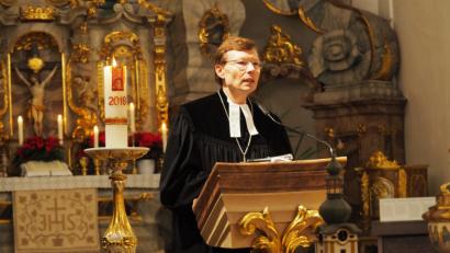 Bild: Bühner
Gedanken zum Jahreswechsel formulierte Dekan Wenrich Slenczka im Jahresabschlussgottesdienst in St. Michael