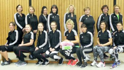 Bild: lep
Erfolgreiche Spendenaktion: 400 Euro übergeben die Mitglieder der Abteilung Aerobic des Sportclubskurz vor Weihnachten an „Hilfe für Maja“.