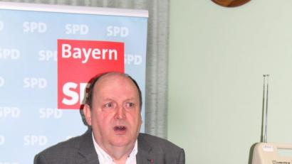 Archivbild: stg
SPD-Kreisvorsitzender Rainer Fischer: "Ob wir von unten etwas verändern können, da gehen die Meinungen auseinander."