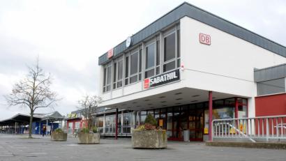 Bild: Stephan Huber
Der Bahnhof in Amberg. Hier nahm am Samstag die Prügelattacke durch vier jugendliche Asylbewerber ihren Anfang.