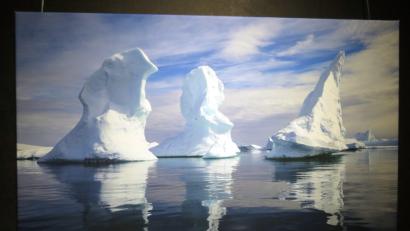 Bild: ubb
Eisberge, als stünde man live daneben, hat Hartmut Bombosch fotografiert.