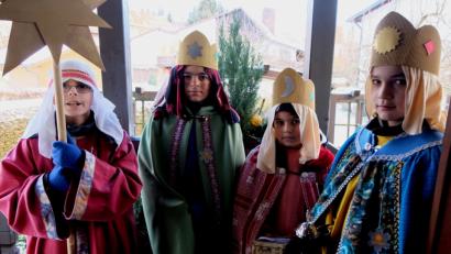 Bild: le
Die Sternsinger sind an drei Tagen im Flosser Land von Haus zu Haus gegangen.