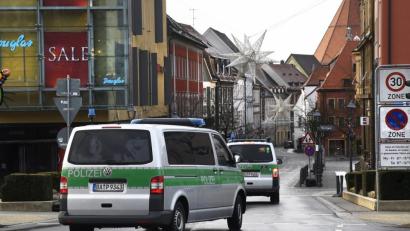 Bild: Petra Hartl
Die Polizei zeigt wie angekündigt Präsenz auf den Straßen.