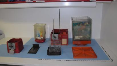 Bild: Polizei Schwandorf
Teile von Kaugummiautomaten wurden im Schwandorfer Ortsteil Krondorf entdeckt.