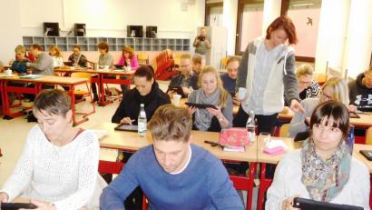 Bild: exb
Das iPad-Zeitalter startete am Gymnasium mit der internen Schulung von Lehrkräften.