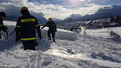 Bild: bge
Dutzende THW-Helfer aus der Oberpfalz helfen in Südbayern.