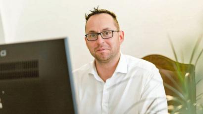 Bild: lst
Toni Kellermann ist Geschäftsführer des STKO. Seiner Meinung nach gibt es zu wenige schnelle Angebote für drogenabhängige Jugendliche in der Oberpfalz.