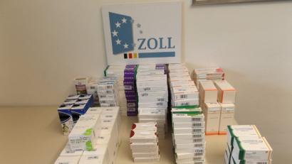 Bild: Bundeszollverwaltung
Die sichergestellten Medikamente.
