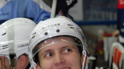 Bild: gb
Tomas Rubes fühlt sich sichtlich wohl in Weiden. Der tschechische Center schlug auf Anhieb bei den Blue Devils ein.