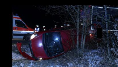 Bild: rw
Auf der B 22 bei Waldeck überschlug sich ein PKW.