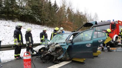 Bild: rw
Unfall auf der A93 zwischen den Anschlussstellen Falkenberg und Wiesau.
