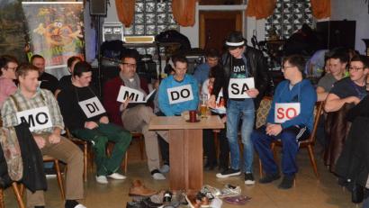 Bild: gab
Ein Highlight war der Auftritt der Gögglbacher Showboys mit dem Motto „Die Tage“.